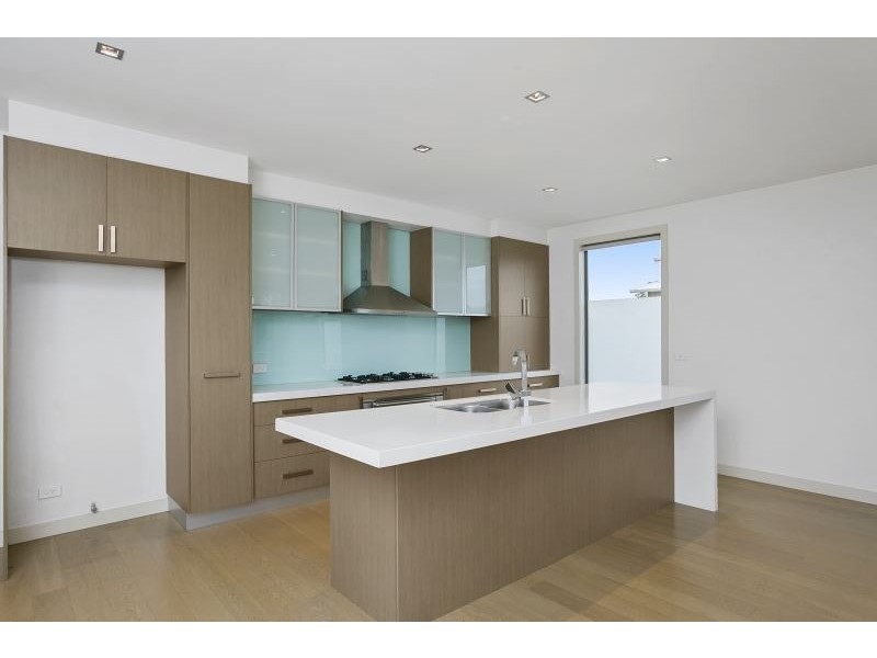 2/666 Esplanade, Mornington VIC 3931