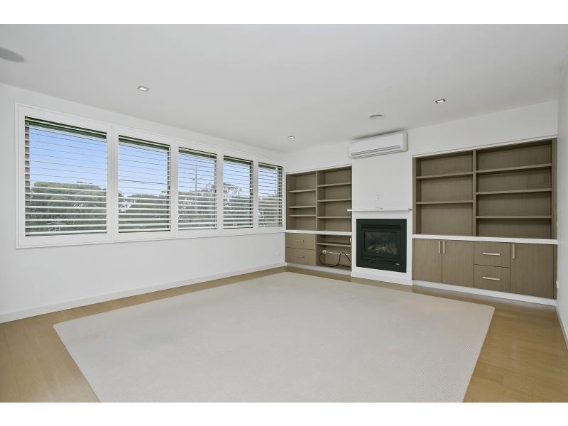 2/666 Esplanade, Mornington VIC 3931