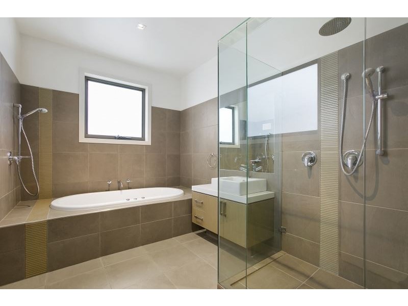 2/666 Esplanade, Mornington VIC 3931
