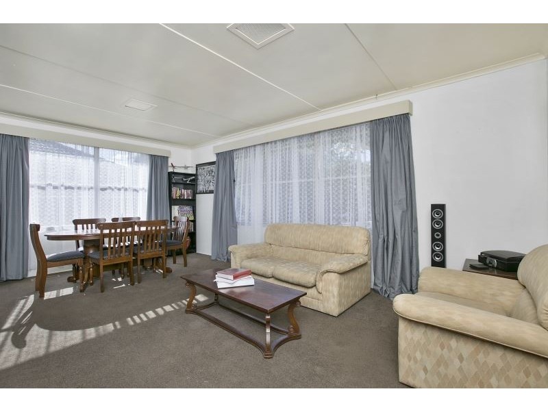 14 Nodding Avenue, Frankston North VIC 3200