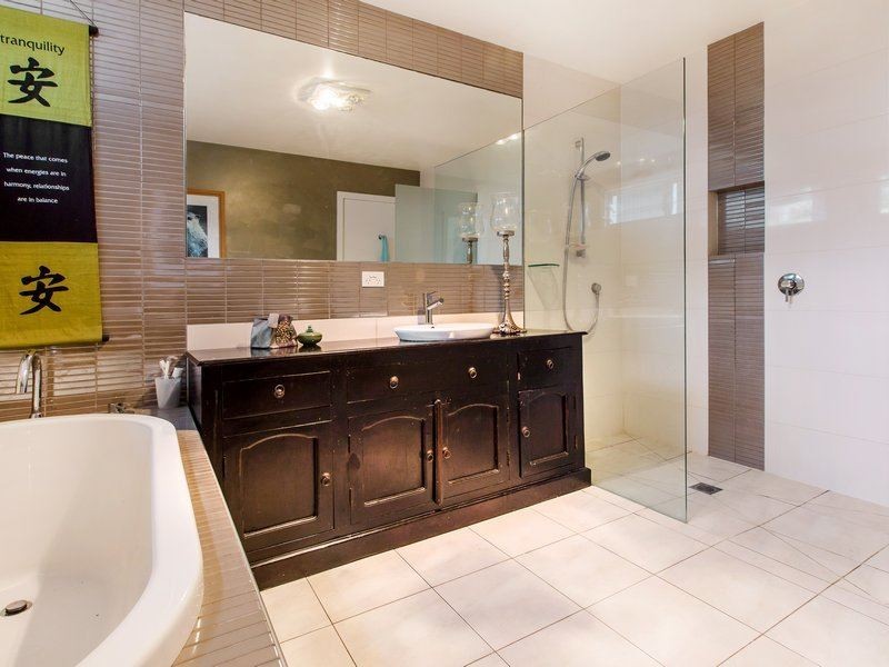 7 Dickinson Grove, Mount Martha VIC 3934