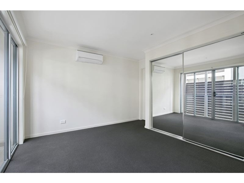 73 – 75 Barkly Street, Mornington VIC 3931