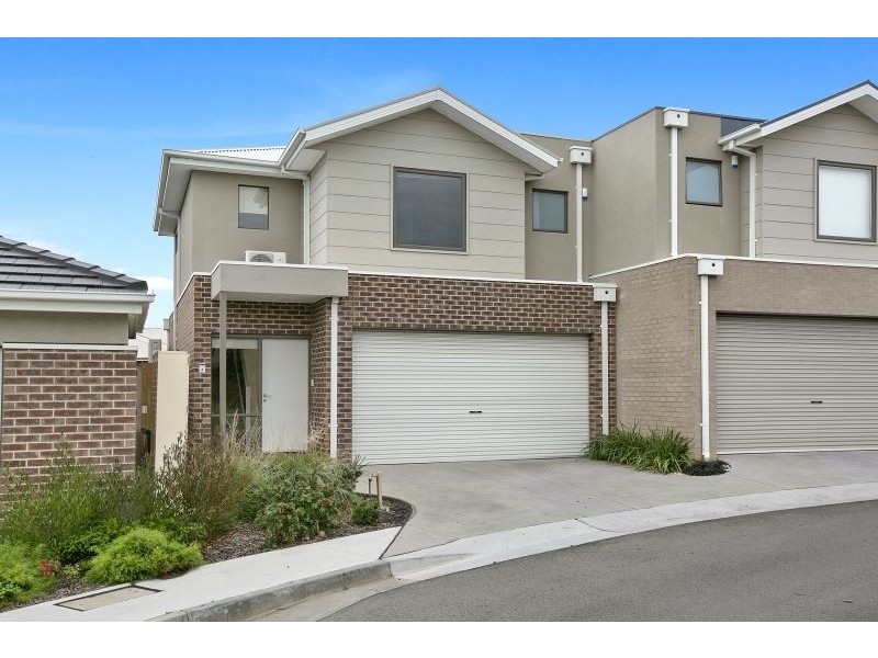 4 Seacrest Place, Mount Martha VIC 3934