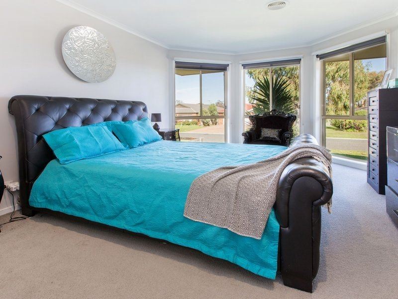 13 Caversham Drive, Mornington VIC 3931