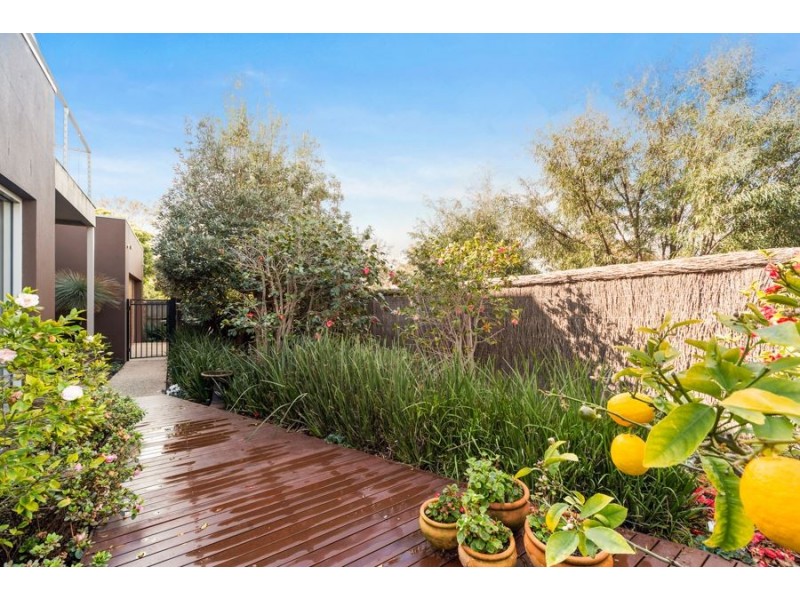 1A Johns Road, Mornington VIC 3931