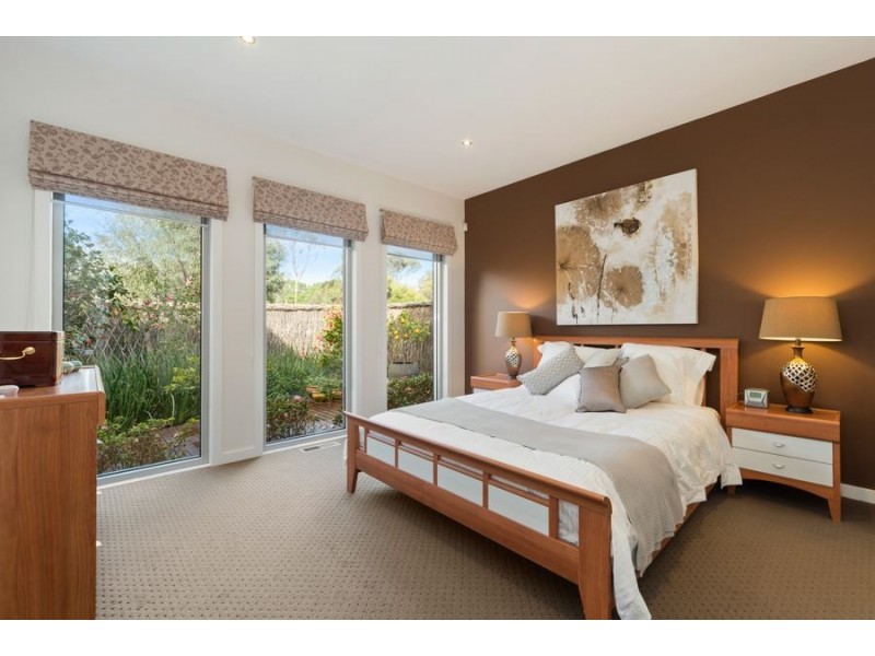 1A Johns Road, Mornington VIC 3931