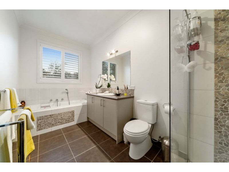 4 Ellabella Way, Mornington VIC 3931