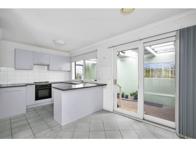 2/2 Kuranga Court, Mornington VIC 3931