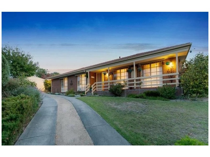 8 Malcolm Road, Langwarrin VIC 3910