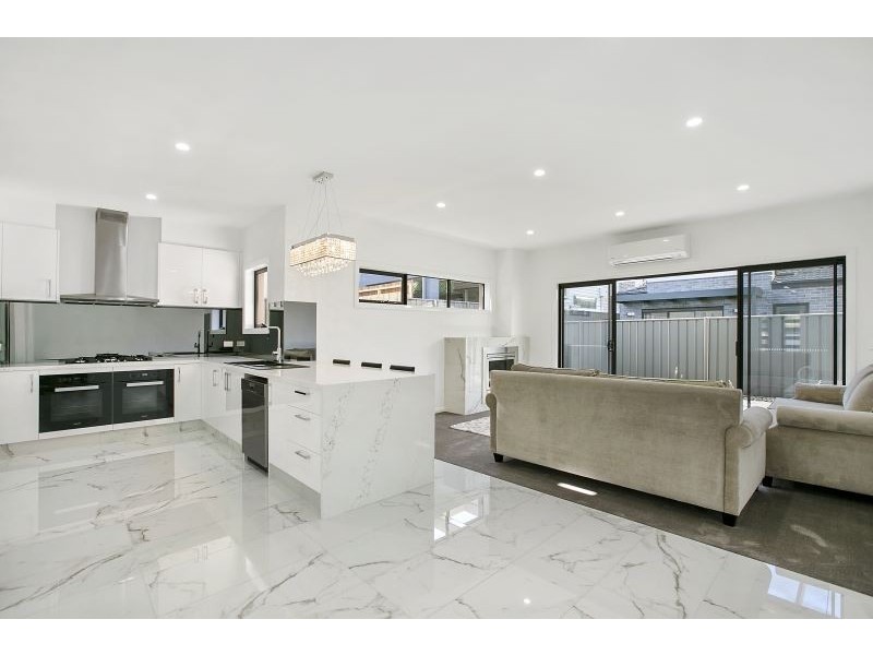 1/73 Wilsons Road, Mornington VIC 3931