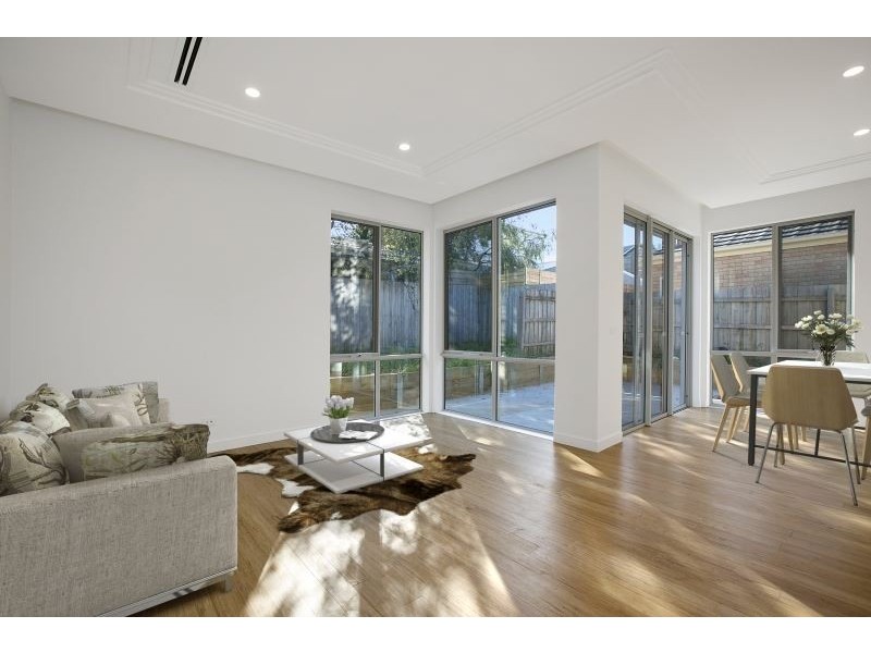 2/19 Kent Street, Mornington VIC 3931