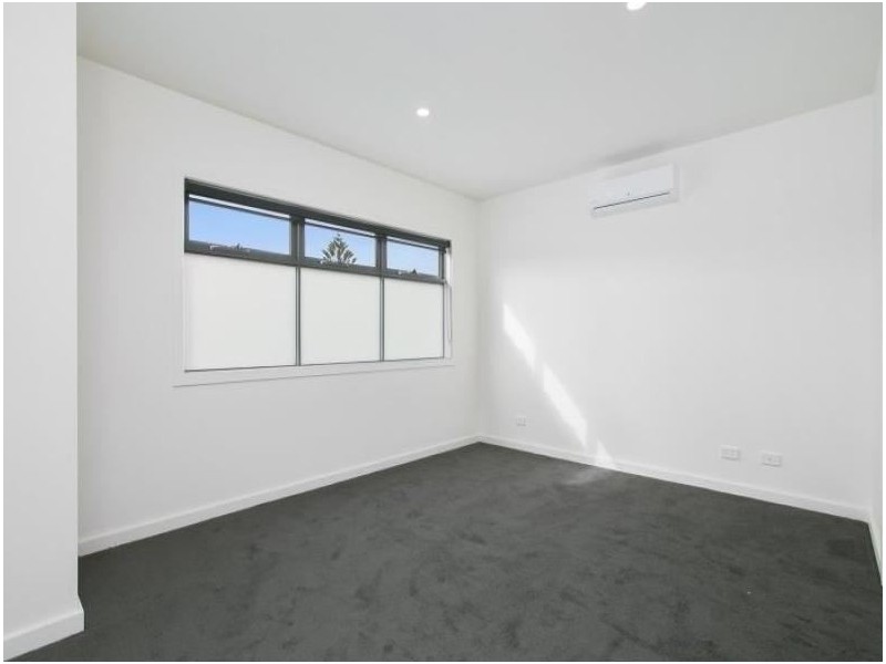 3/51 Van Ness Avenue, Mornington VIC 3931