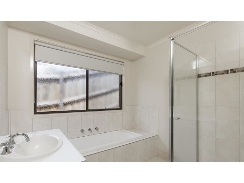 17 Elspeth Circuit, Mount Martha VIC 3934