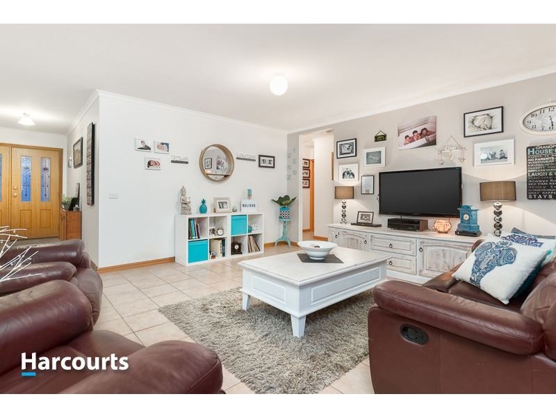 1 Willjohn Drive, Mount Martha VIC 3934