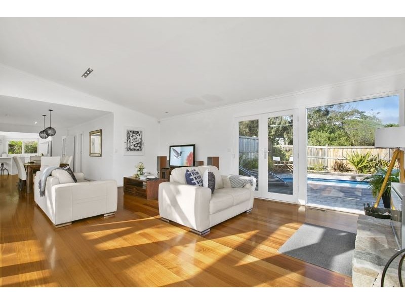 1 Oak Grove, Mount Martha VIC 3934