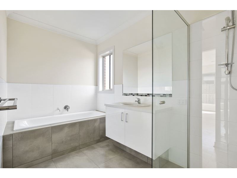 3/6 Hakea Drive, Mount Martha VIC 3934