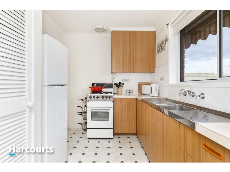 2/15 Beatty Parade, Mornington VIC 3931