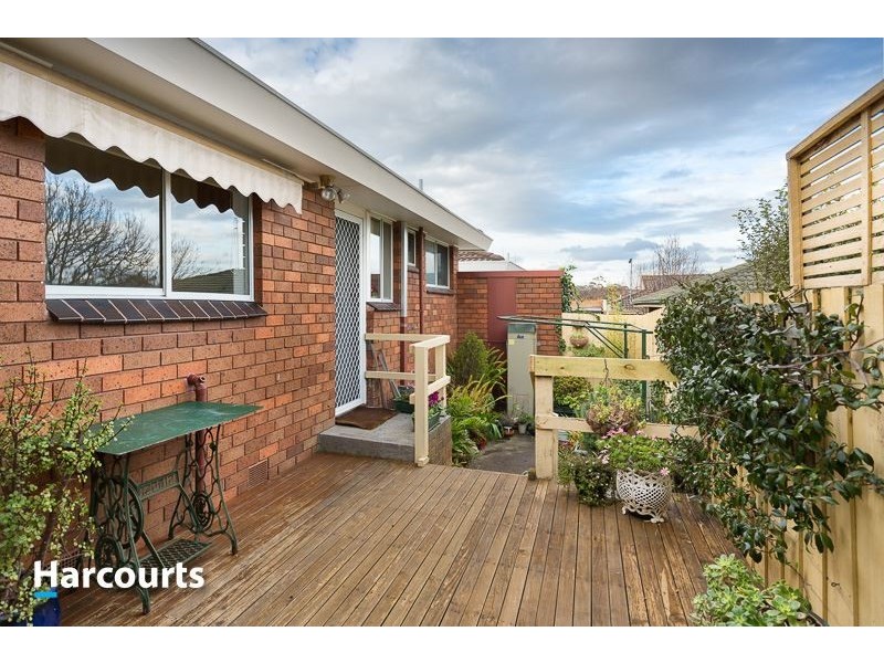 2/15 Beatty Parade, Mornington VIC 3931