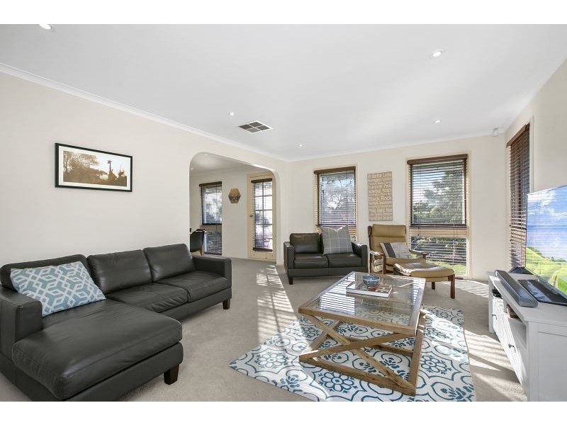 81 Strachans Road, Mornington VIC 3931