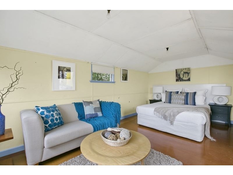 337 Esplanade, Mount Martha VIC 3934