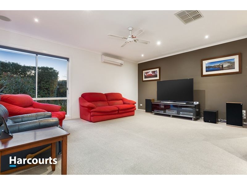 2 Moonrise Place, Mornington VIC 3931