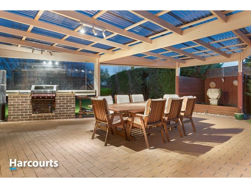 2 Moonrise Place, Mornington VIC 3931