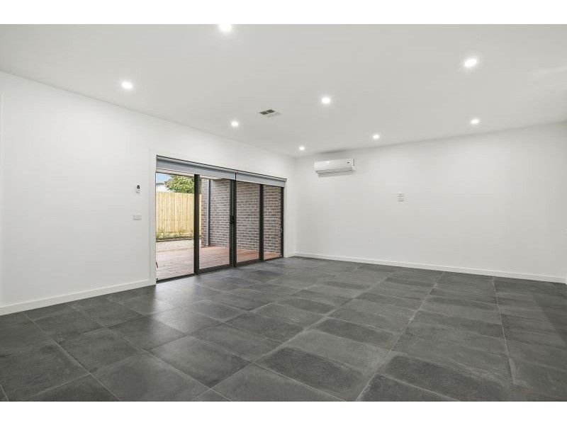 1/31 Hope Street, Rosebud VIC 3939