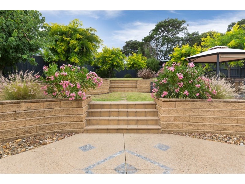 90 Summerfield Drive, Mornington VIC 3931