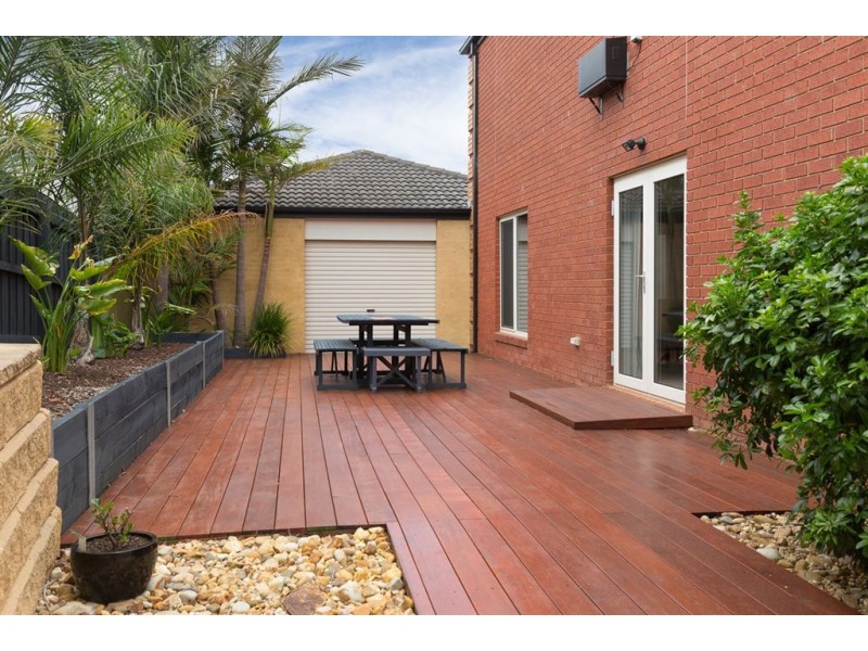 90 Summerfield Drive, Mornington VIC 3931