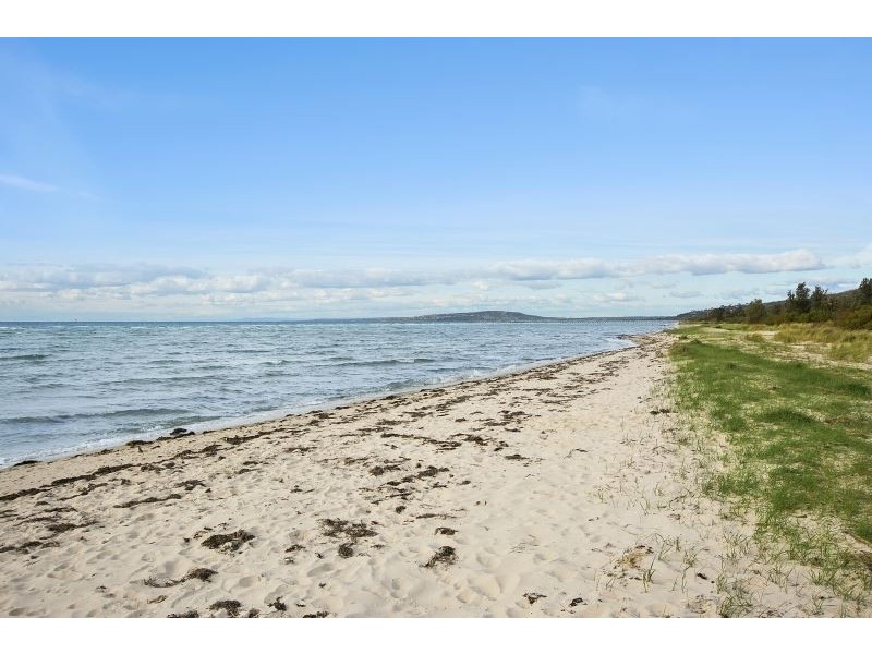 53 First Avenue, Rosebud VIC 3939