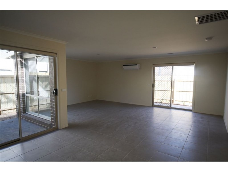 2 Ruby Cove, Mornington VIC 3931