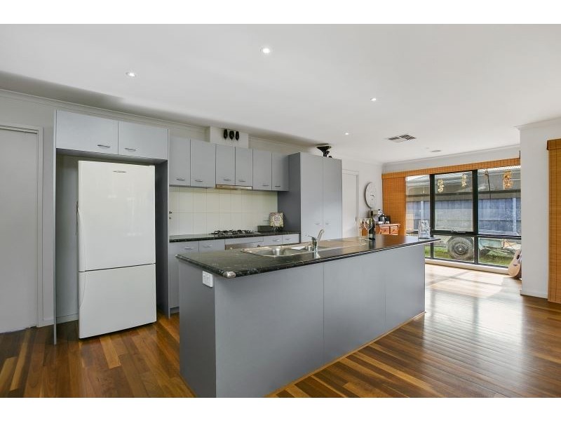 3 Hutson Way, Mount Martha VIC 3934