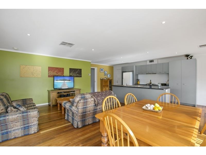 3 Hutson Way, Mount Martha VIC 3934