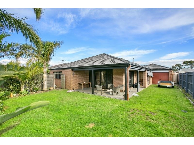3 Hutson Way, Mount Martha VIC 3934