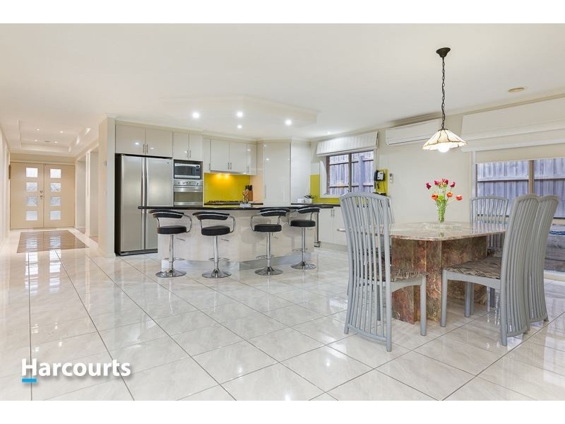 18 Serenity Way, Mornington VIC 3931