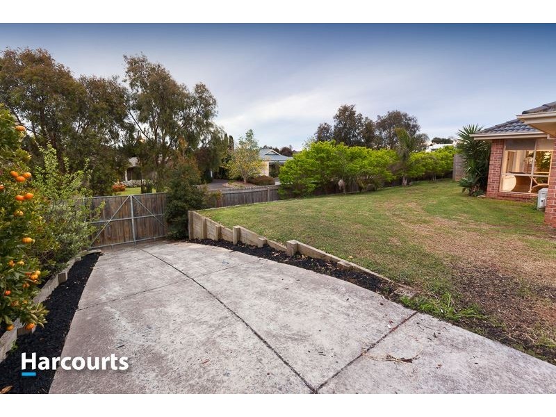 18 Serenity Way, Mornington VIC 3931