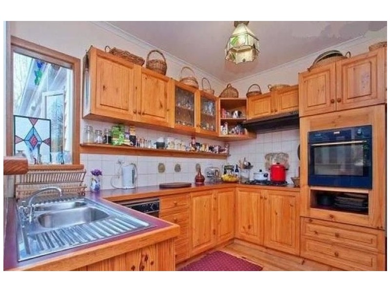 16 Moomba Street, Mornington VIC 3931