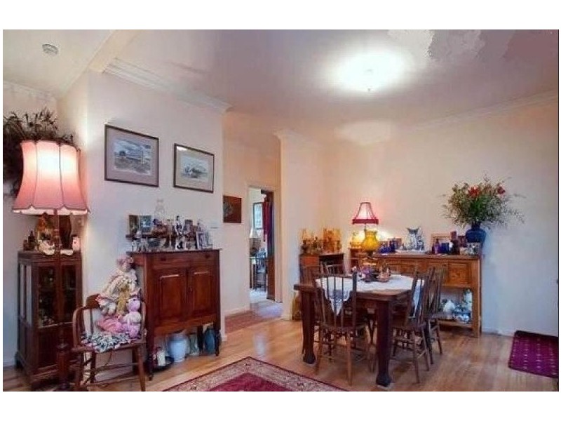 16 Moomba Street, Mornington VIC 3931