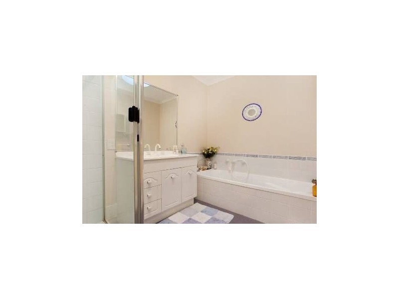 4/7-9 Carol Street, Mornington VIC 3931