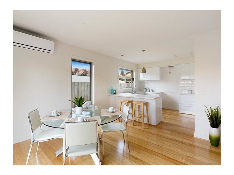 1/7 Kuranga Court, Mornington VIC 3931