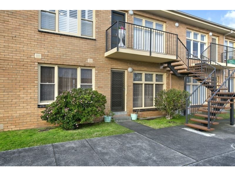 3/5 Barkly Street, Mornington VIC 3931