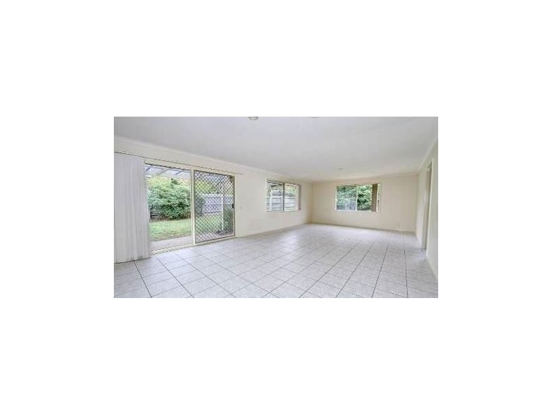 13 Playfield Grove, Mornington VIC 3931