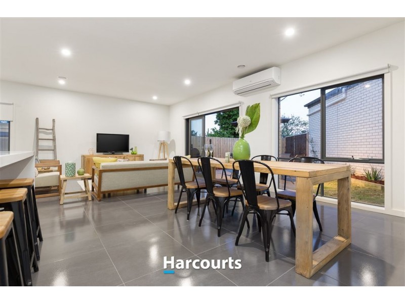 1/3 Portrush Grove, Mornington VIC 3931