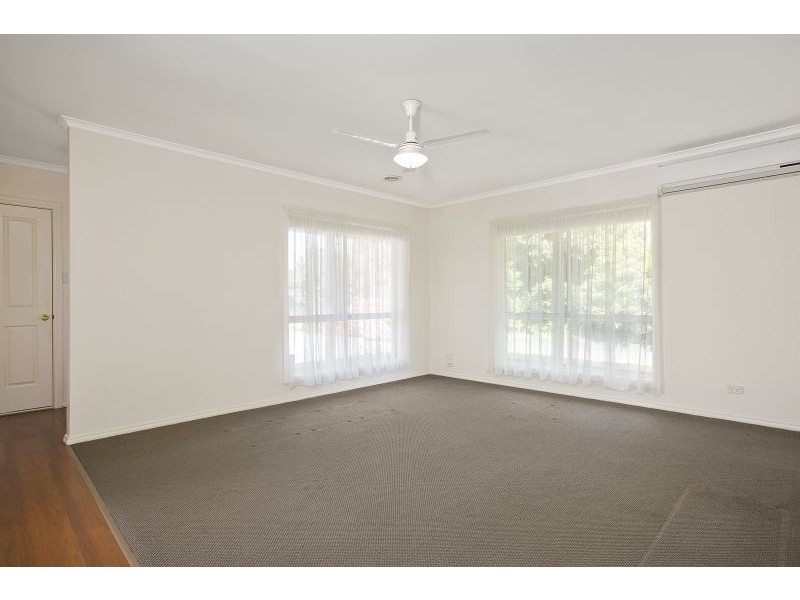 25 Emarald Close, Mornington VIC 3931