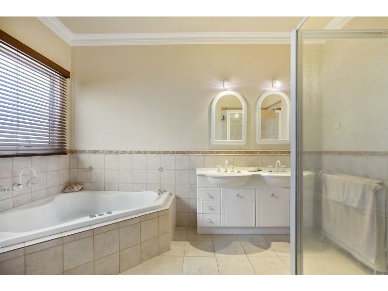 9 Maxwell Street, Mornington VIC 3931