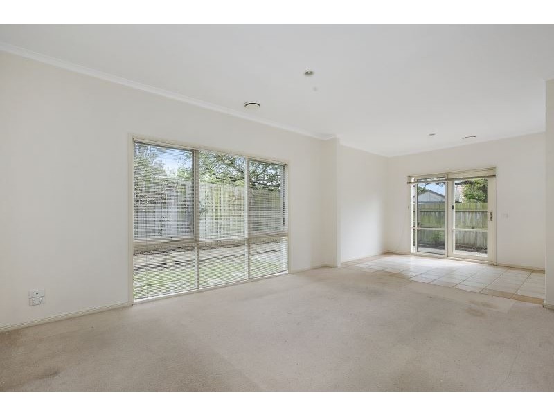 4/74-76 Nunns Road, Mornington VIC 3931