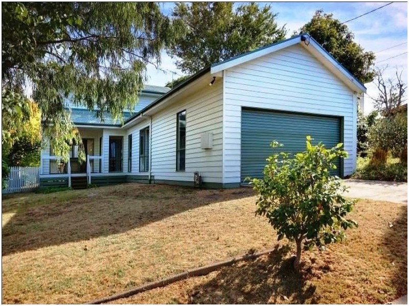 13 Philip Street, Mornington VIC 3931