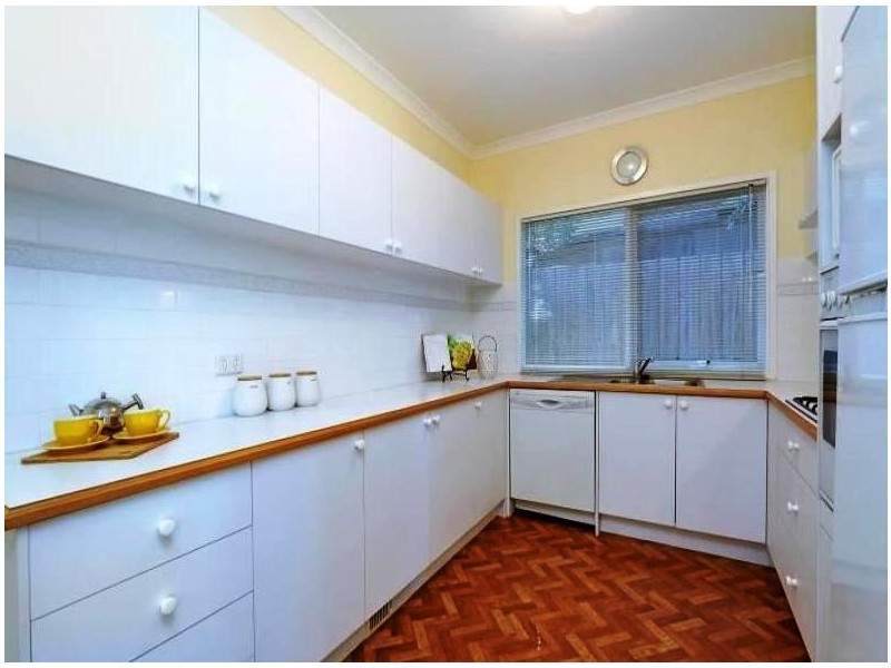 13 Philip Street, Mornington VIC 3931