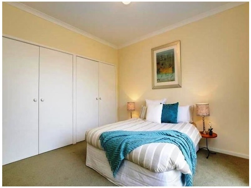 13 Philip Street, Mornington VIC 3931