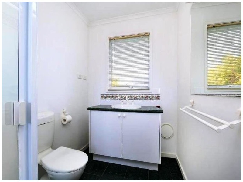 13 Philip Street, Mornington VIC 3931